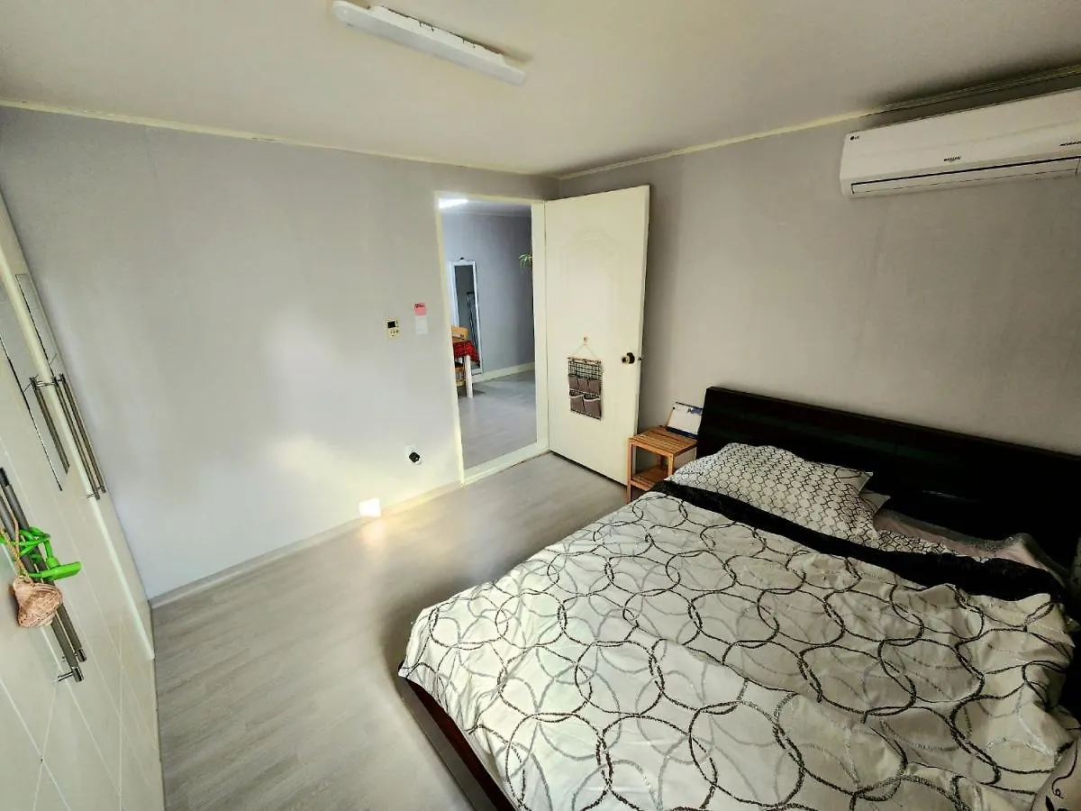 Northwestern Of Seoul A Quiet And Spacious House South Korea