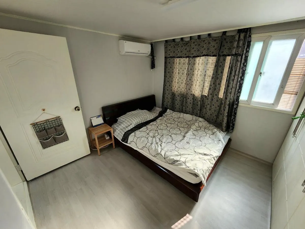 Apartment Northwestern Of Seoul A Quiet And Spacious House